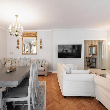 Tresor, 3bd W Seaview, Center Apartament