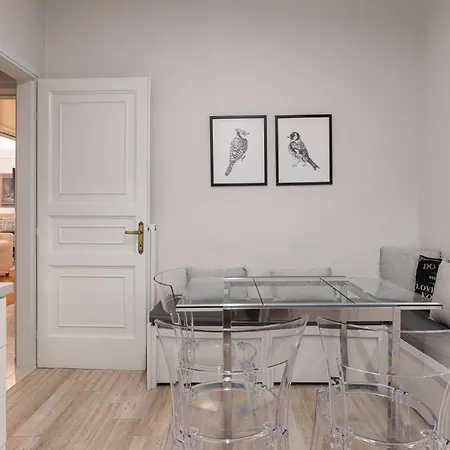 Tresor, 3bd W Seaview, Center *