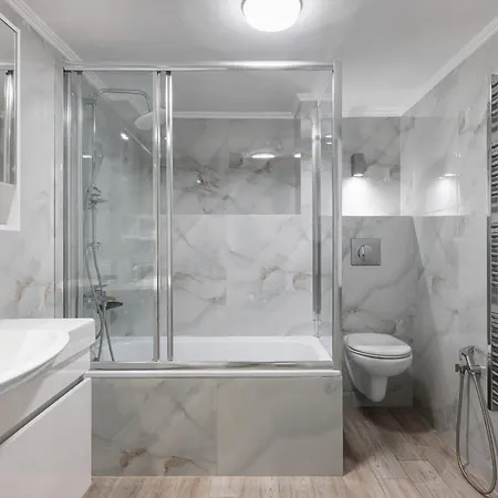 Tresor, 3bd W Seaview, Center Apartament *