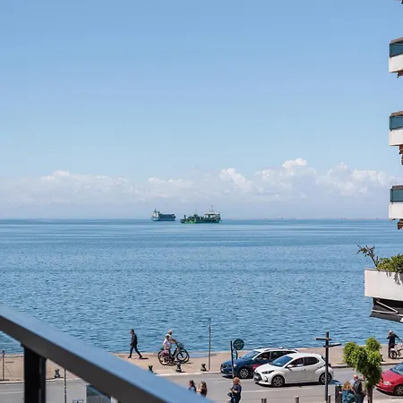 Tresor, 3bd W Seaview, Center Saloniki